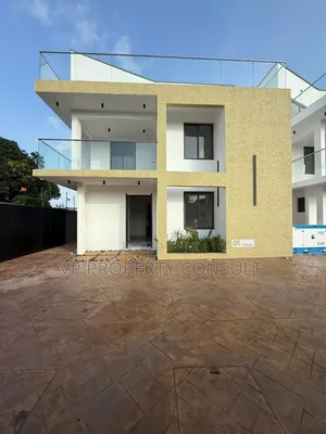 4bdrm Townhouse / Terrace in Lincoln School Area for rent