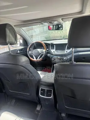 Hyundai Tucson Limited AWD 2018 White