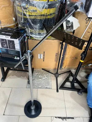 Round Bass Microphone Stand