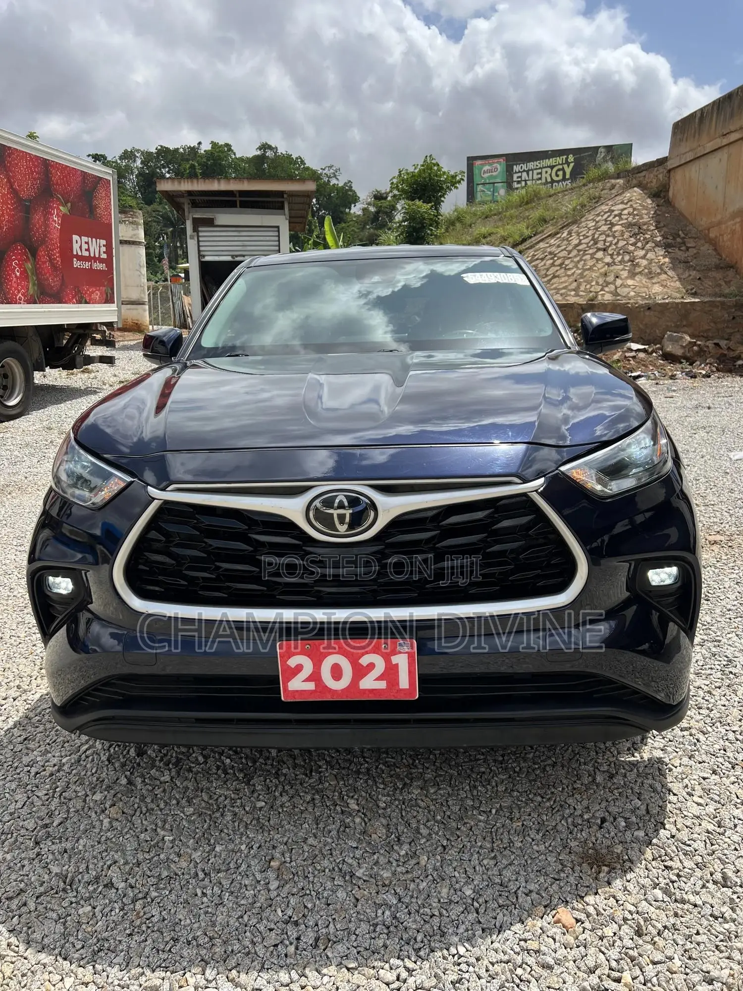 Toyota Highlander 2021 Blue