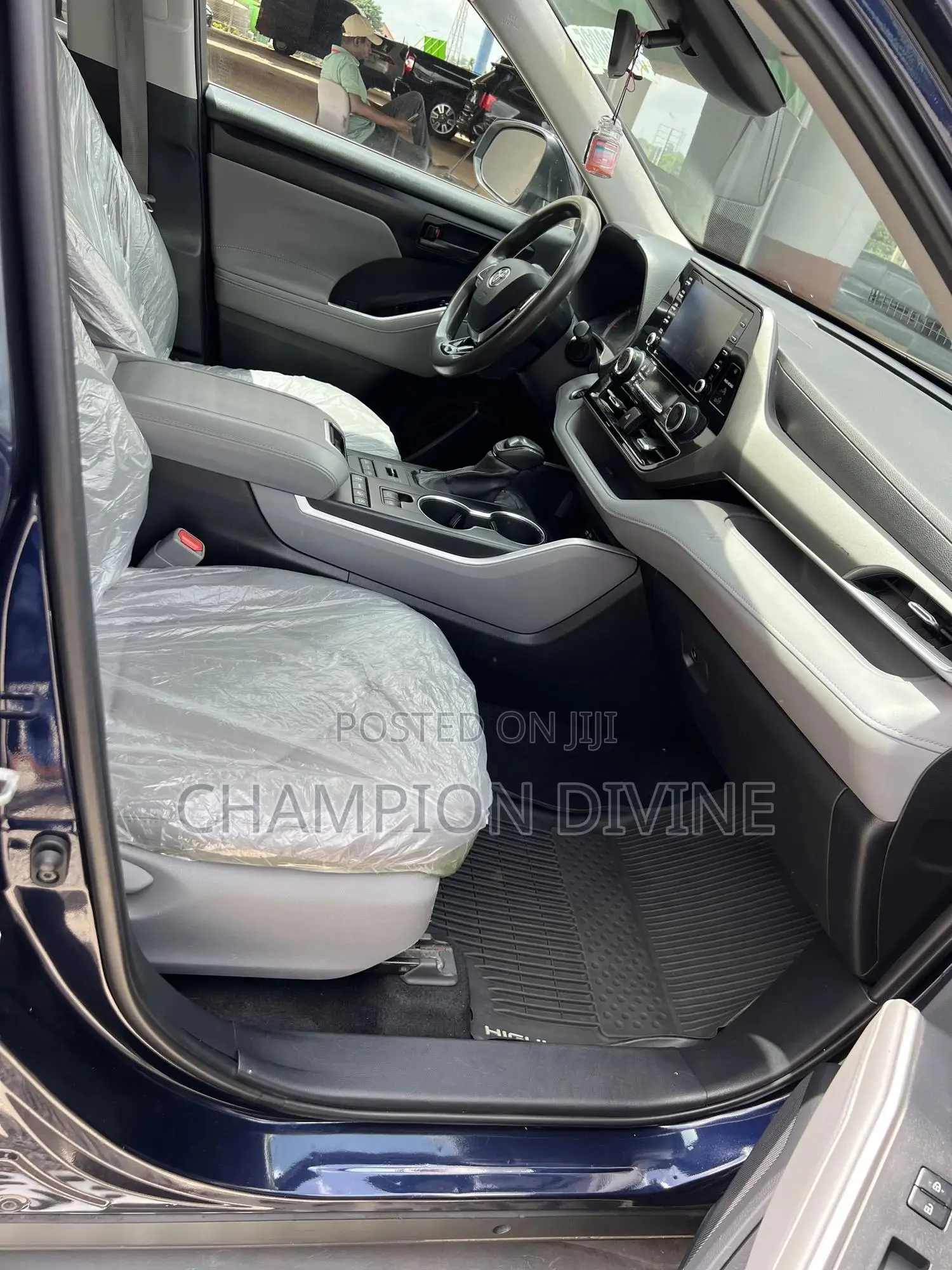 Toyota Highlander 2021 Blue