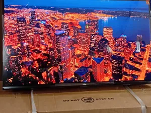 TCL 32” Smart Television With Stunning Picture Quality