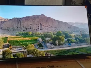 TCL 32-Inch Digital Tv for Modern Home Viewing