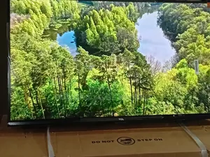 TCL 32” Hd Display Tv for Movies and Gaming