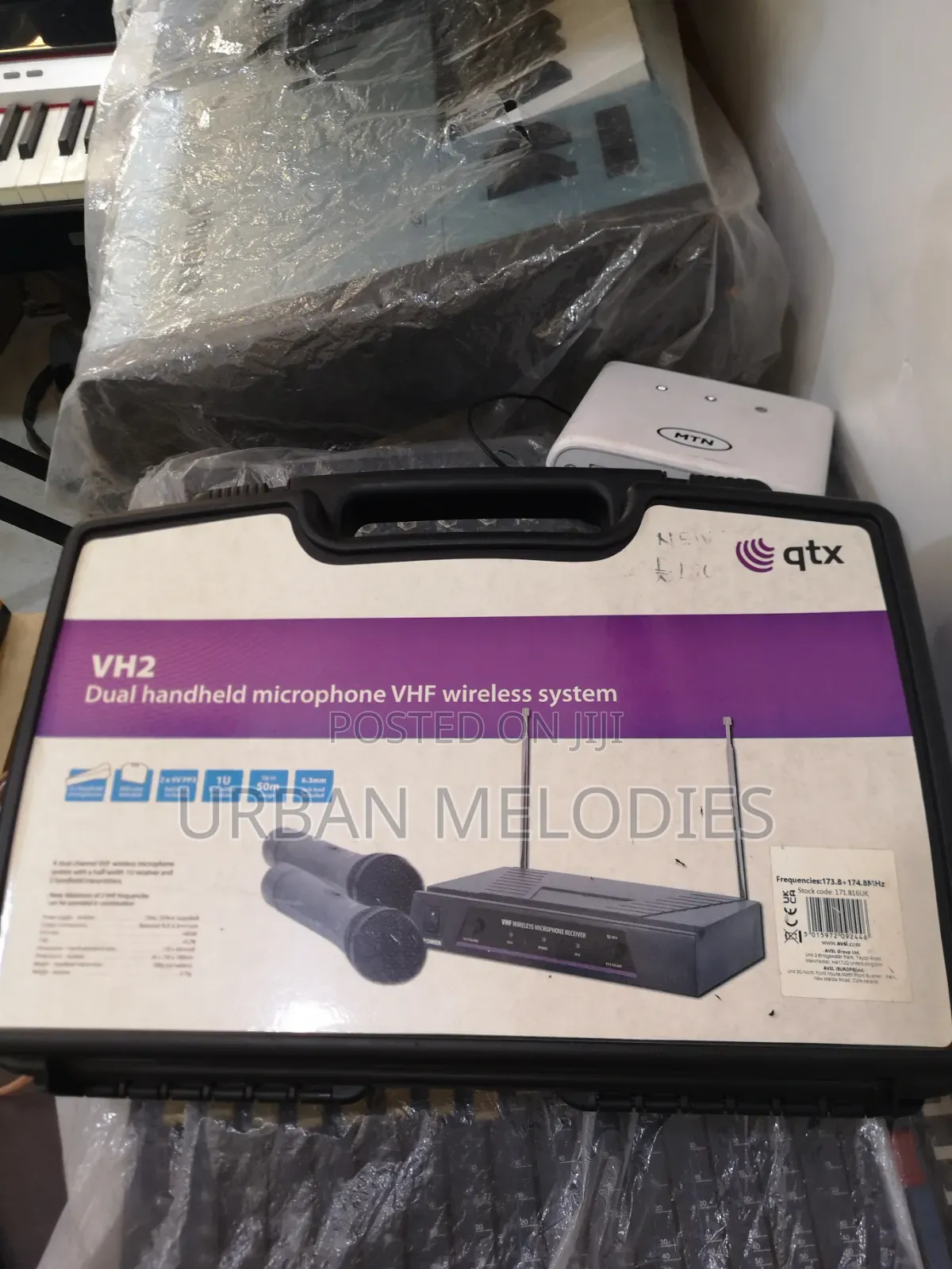 QTX Vh2 Dual Handheld Microphone VHF Wireless System