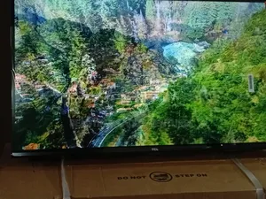 TCL 32-Inch Tv With Rich Colors and Clear Audio