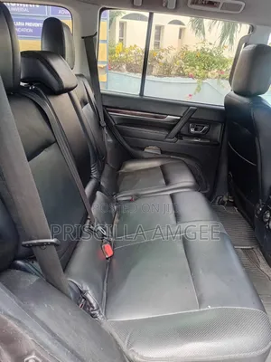 Mitsubishi Pajero 2012 Brown