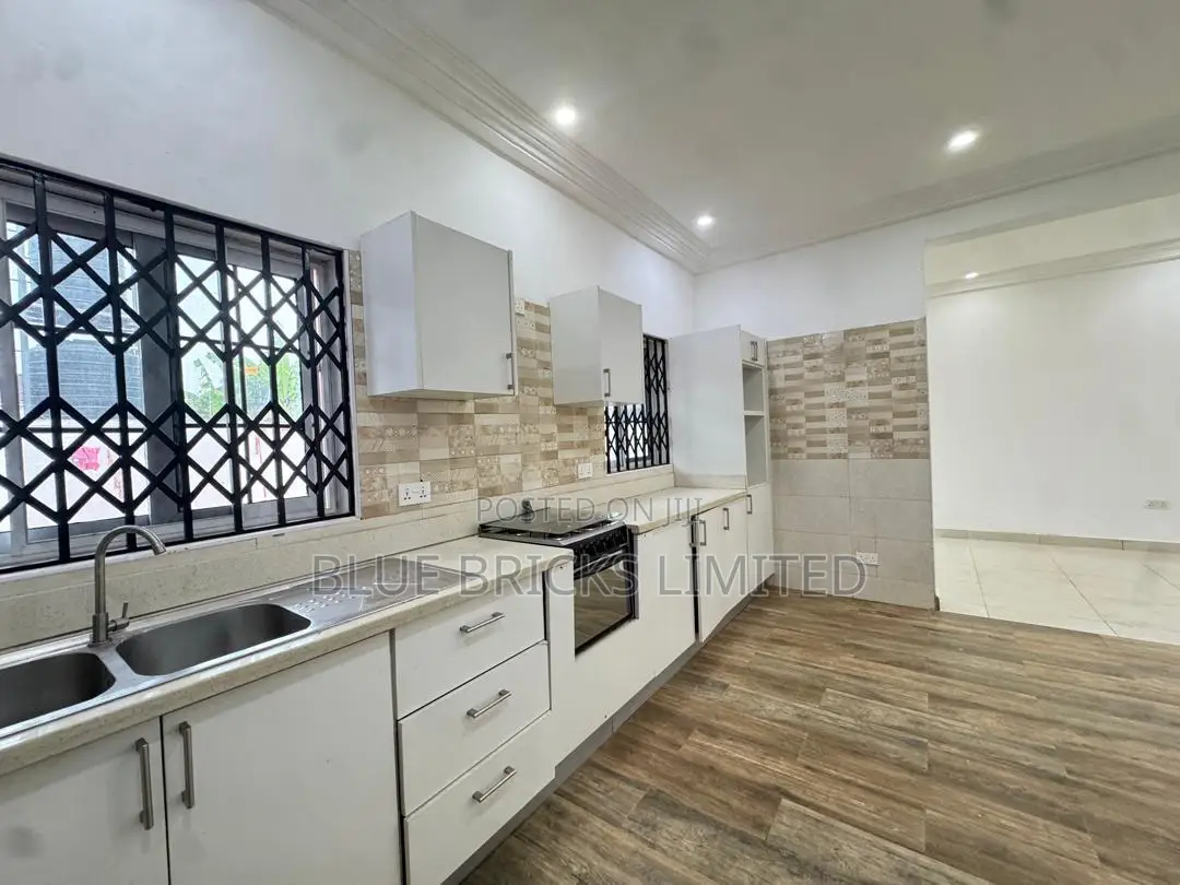 3bdrm House in Adjiringanor, Ability for rent