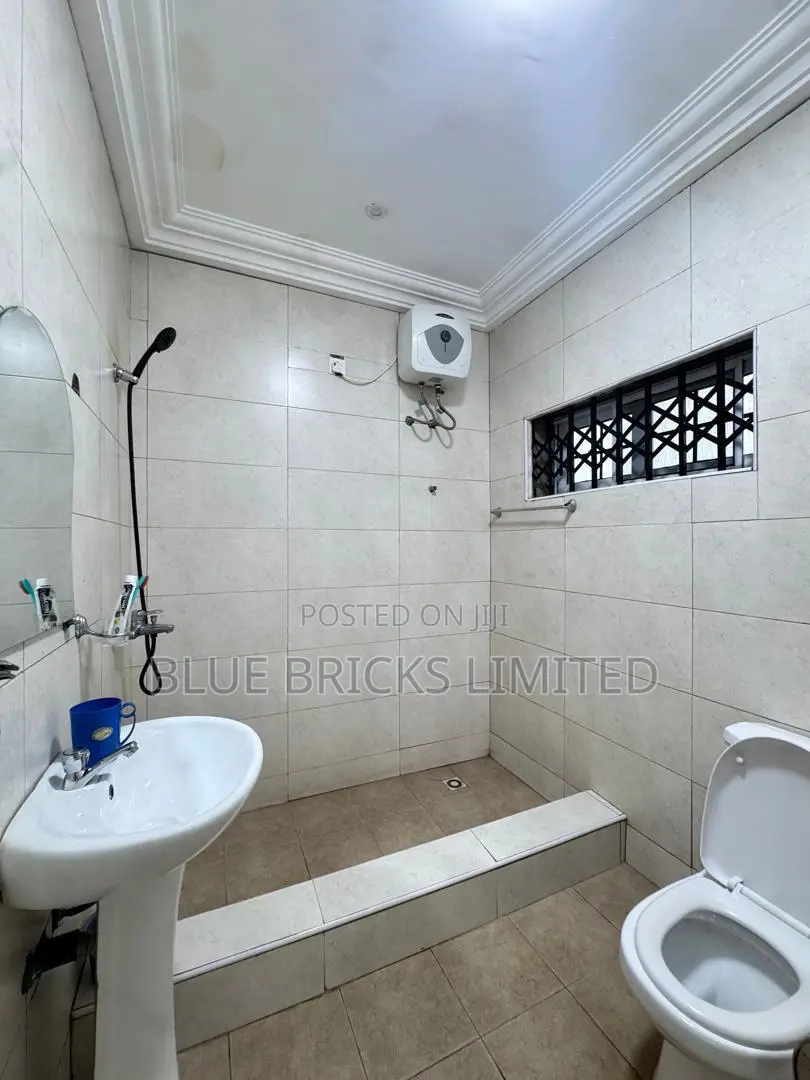 3bdrm House in Adjiringanor, Ability for rent