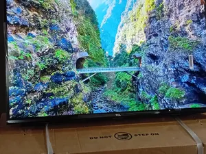 TCL 32-Inch Flat Screen Tv for Modern Homes