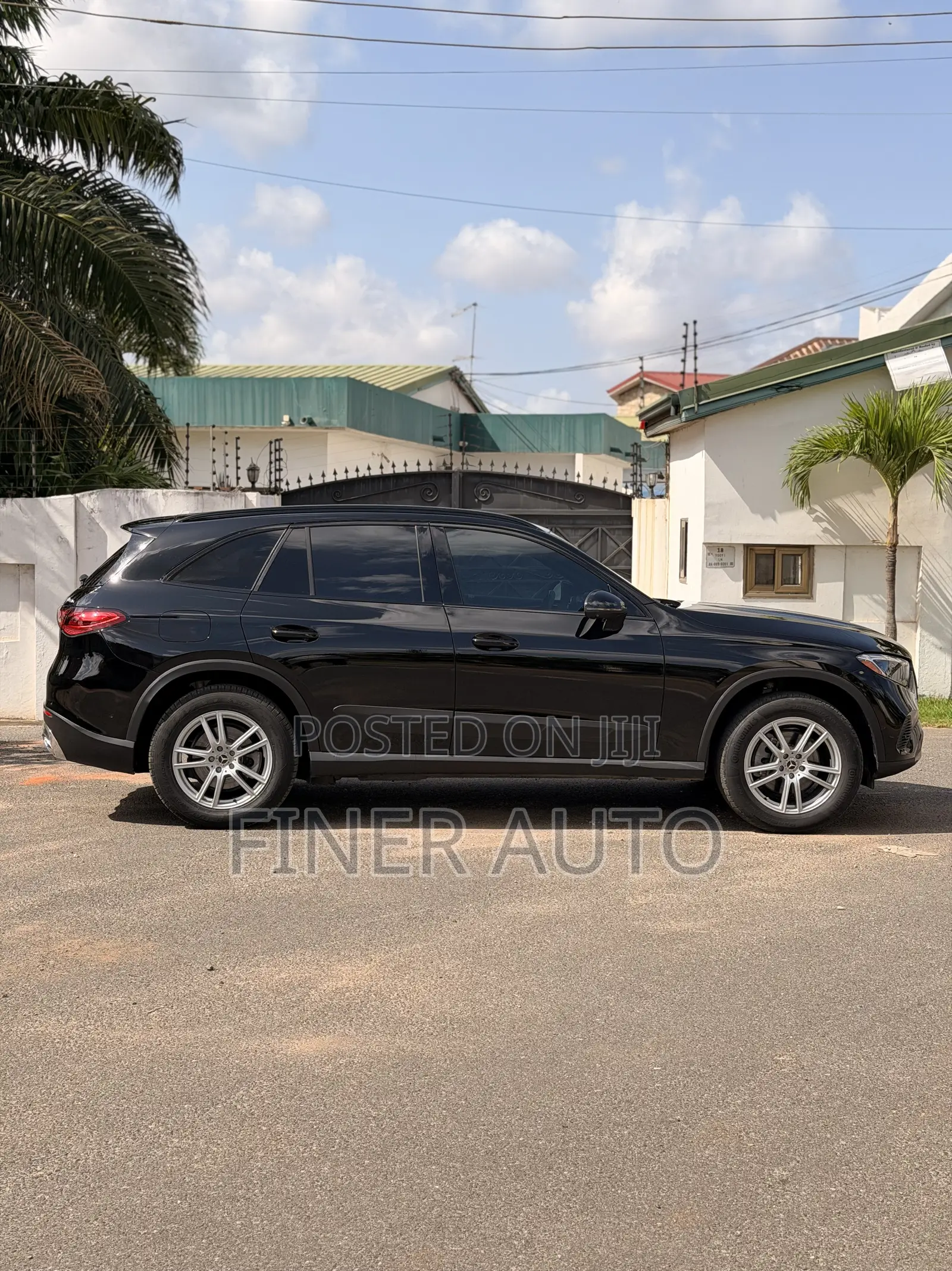 Mercedes-Benz GLC-Class GLC 300 4MATIC AWD 2023 Black