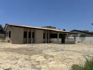 3bdrm House in Com16, Spintex for rent