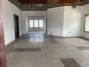 3bdrm House in Com16, Spintex for rent