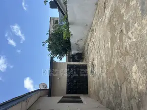 3bdrm House in Com16, Spintex for rent