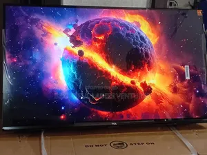 TCL 32” High Definition Television With Stylish Look