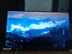 TCL 32” Television – Smart Viewing Experience