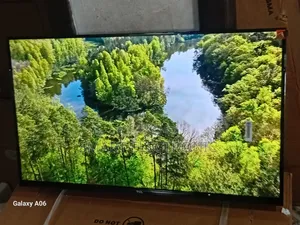 TCL 32” Smart Television – Next-Level Entertainment