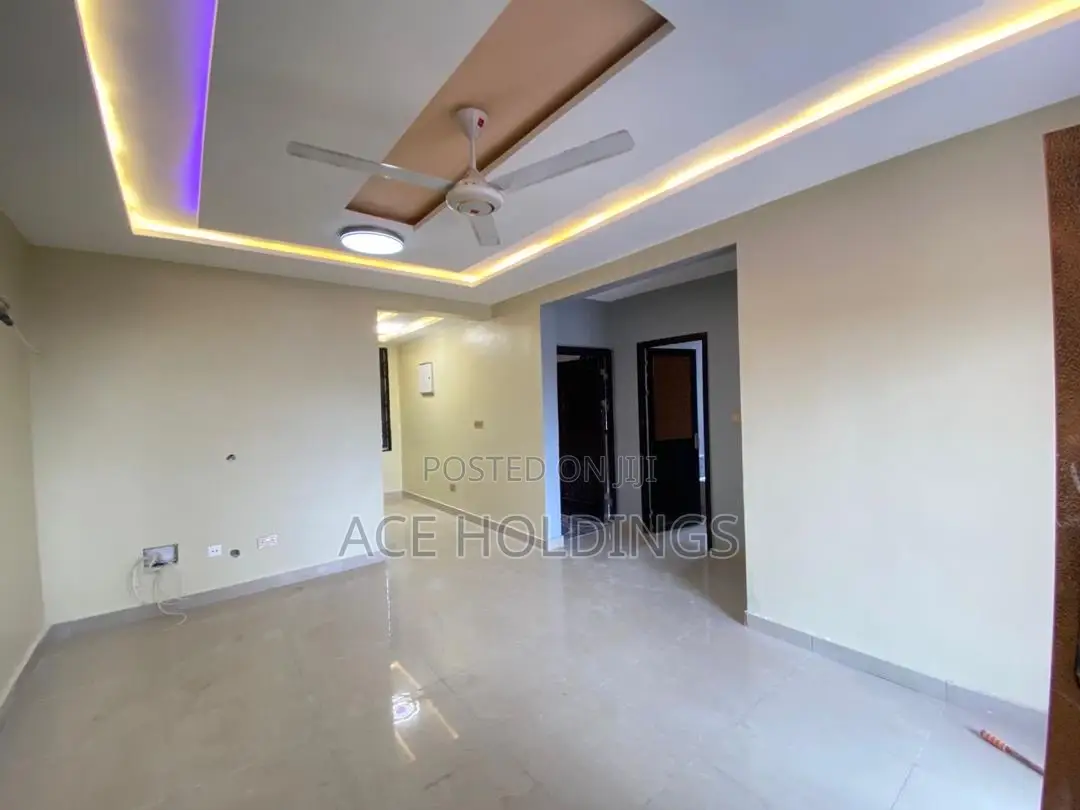 2bdrm Apartment in Lakeside for rent