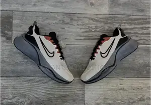 Nike Smiley Zoom Sneakers