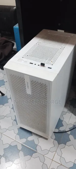 Desktop Computer Asus 32GB Intel Core i7 SSD 1T