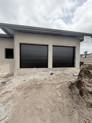 Foreign Automatic Garage With Smart Opener