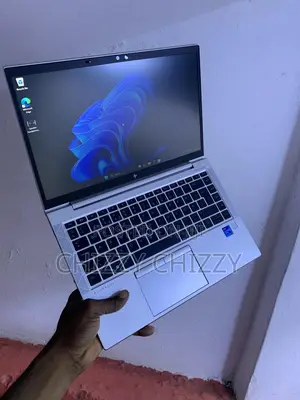 Laptop HP EliteBook 830 G8 8GB Intel Core i5 SSD 256GB