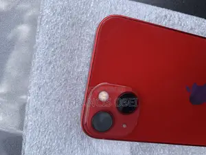 Apple iPhone 13 128 GB Red