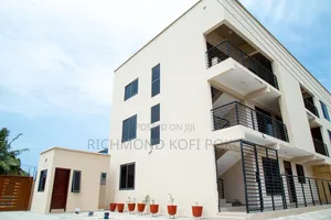 2bdrm Apartment in Junction Mall Area for rent