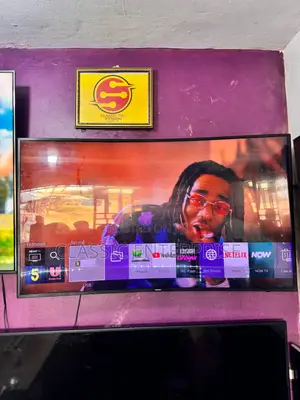 Samsung 65 Inches Curver Smart Uhd Graphics Tv