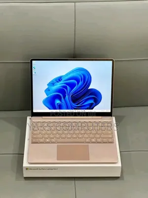 New Laptop Microsoft Surface Laptop Go 2 16GB Intel Core i7 SSD 512GB