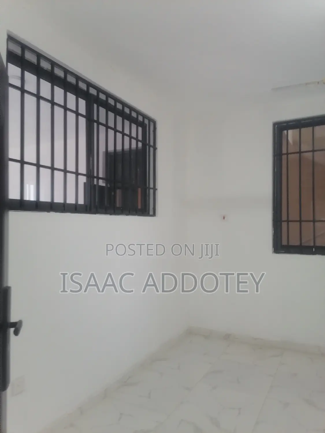 3bdrm Apartment in Sakumono Estate, Baatsona Total for rent