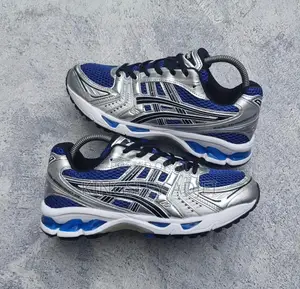 Asics Sneaker