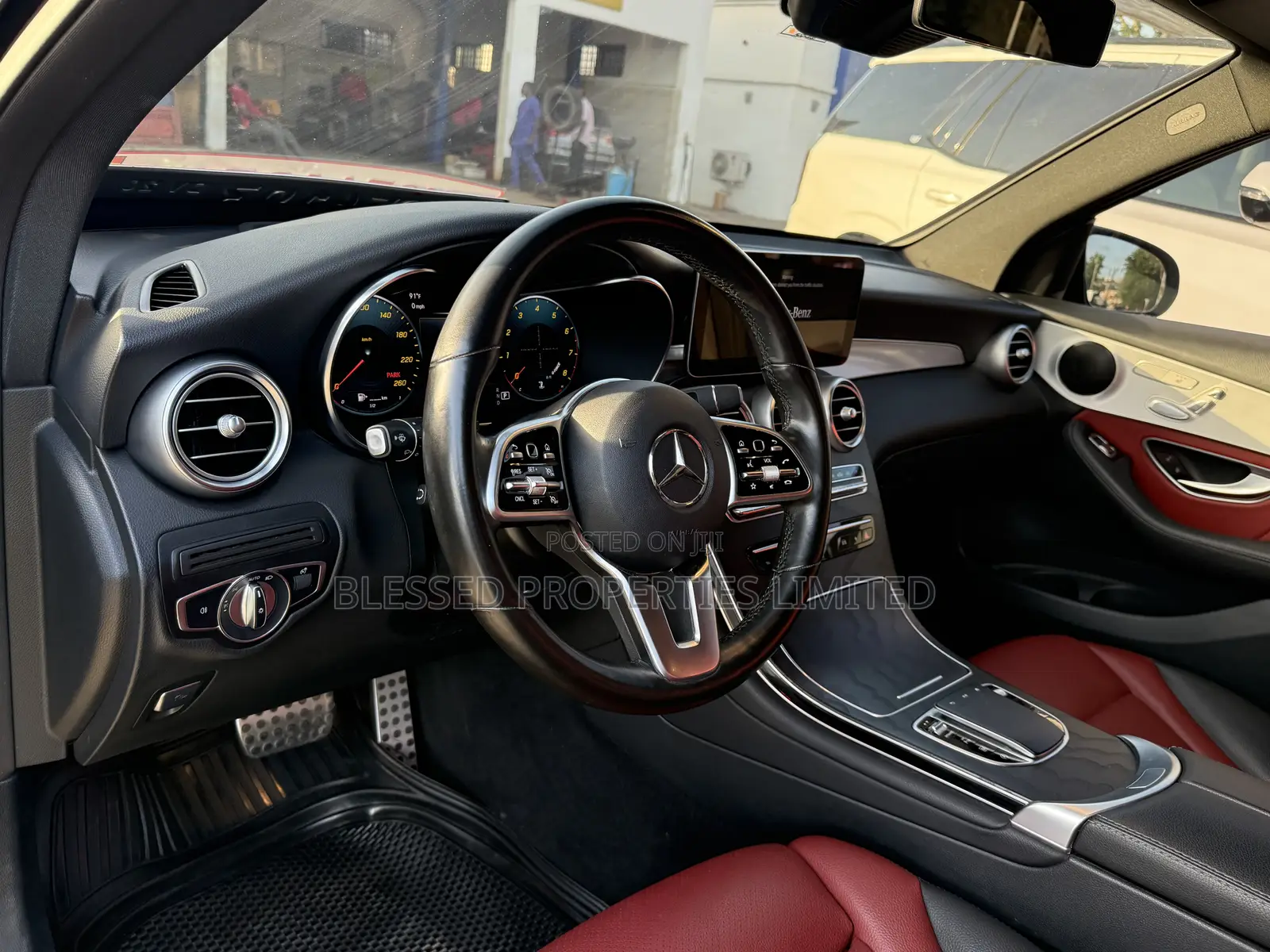 Mercedes-Benz GLC-Class 2022 Black