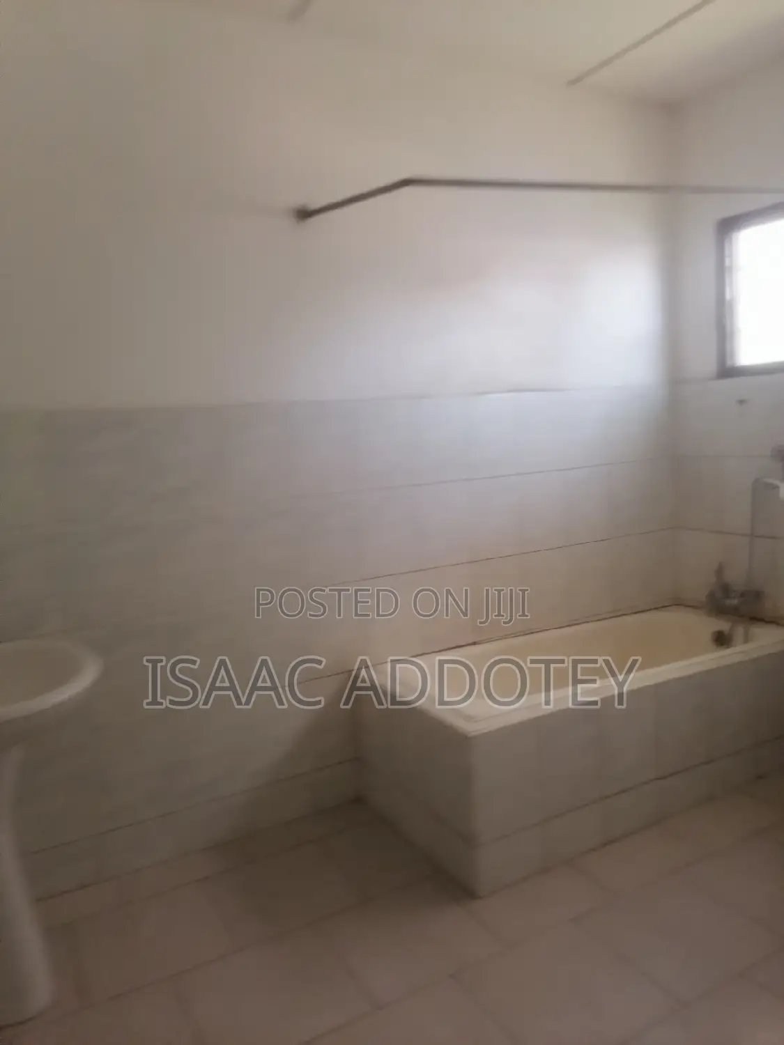 3bdrm House in Lashibi 16, Baatsona Total for rent