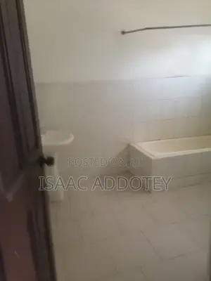 3bdrm House in Lashibi 16, Baatsona Total for rent
