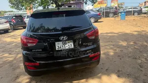 Hyundai Tucson 2012 Black
