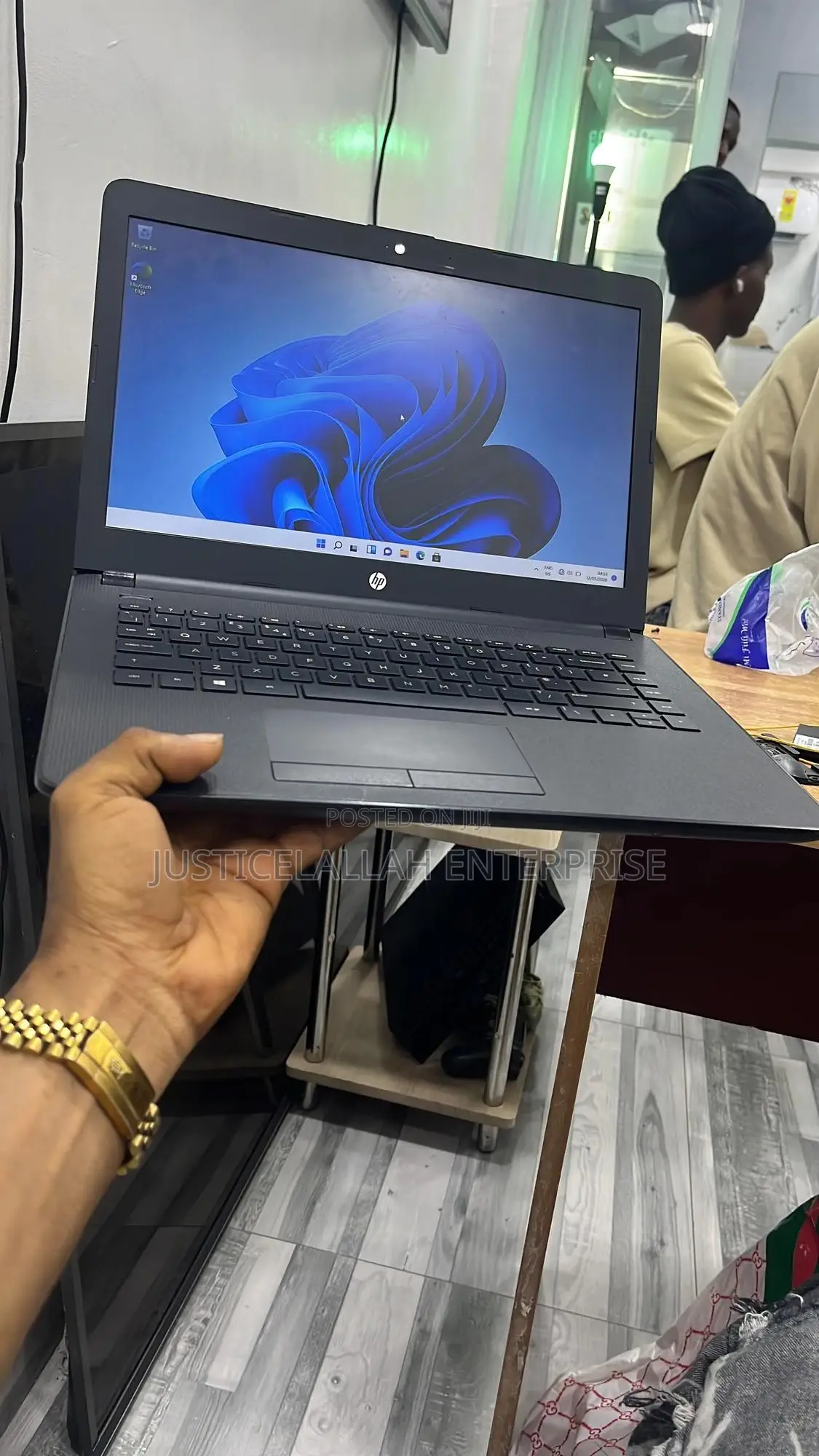 Laptop HP 4GB Intel Celeron HDD 1T