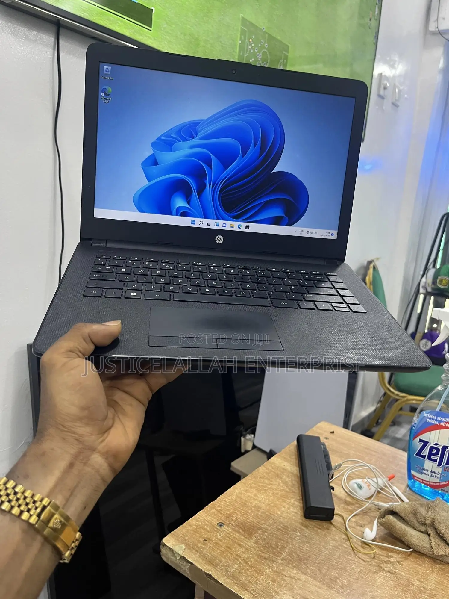 Laptop HP 4GB Intel Celeron HDD 1T