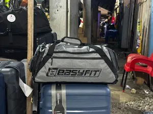 Easy Fit Sporting/Travel Durable Duffel Bags