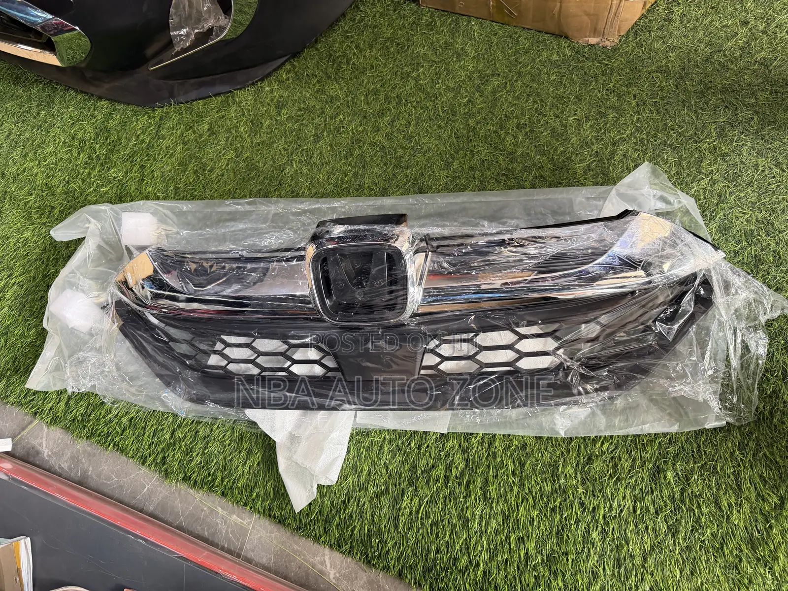 Honda CRV 2017-18 Grille/ Top Shell
