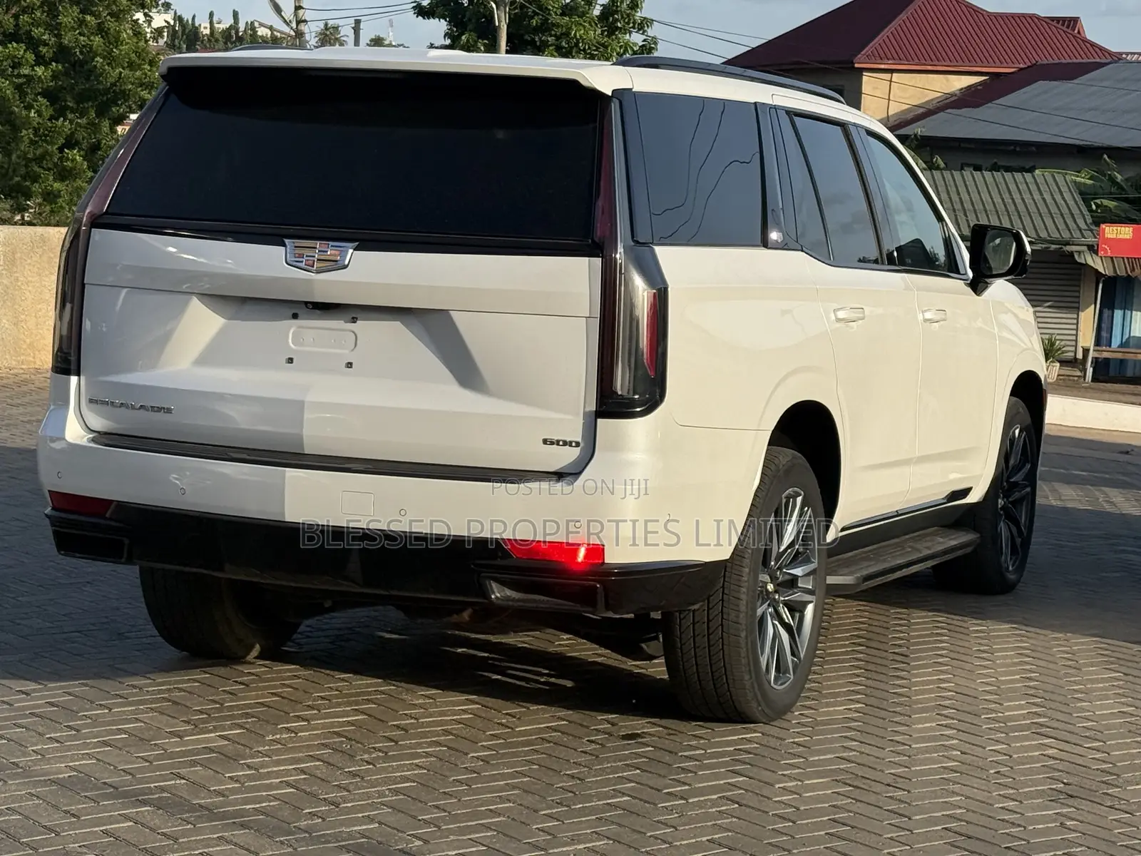 Cadillac Escalade 2021 White