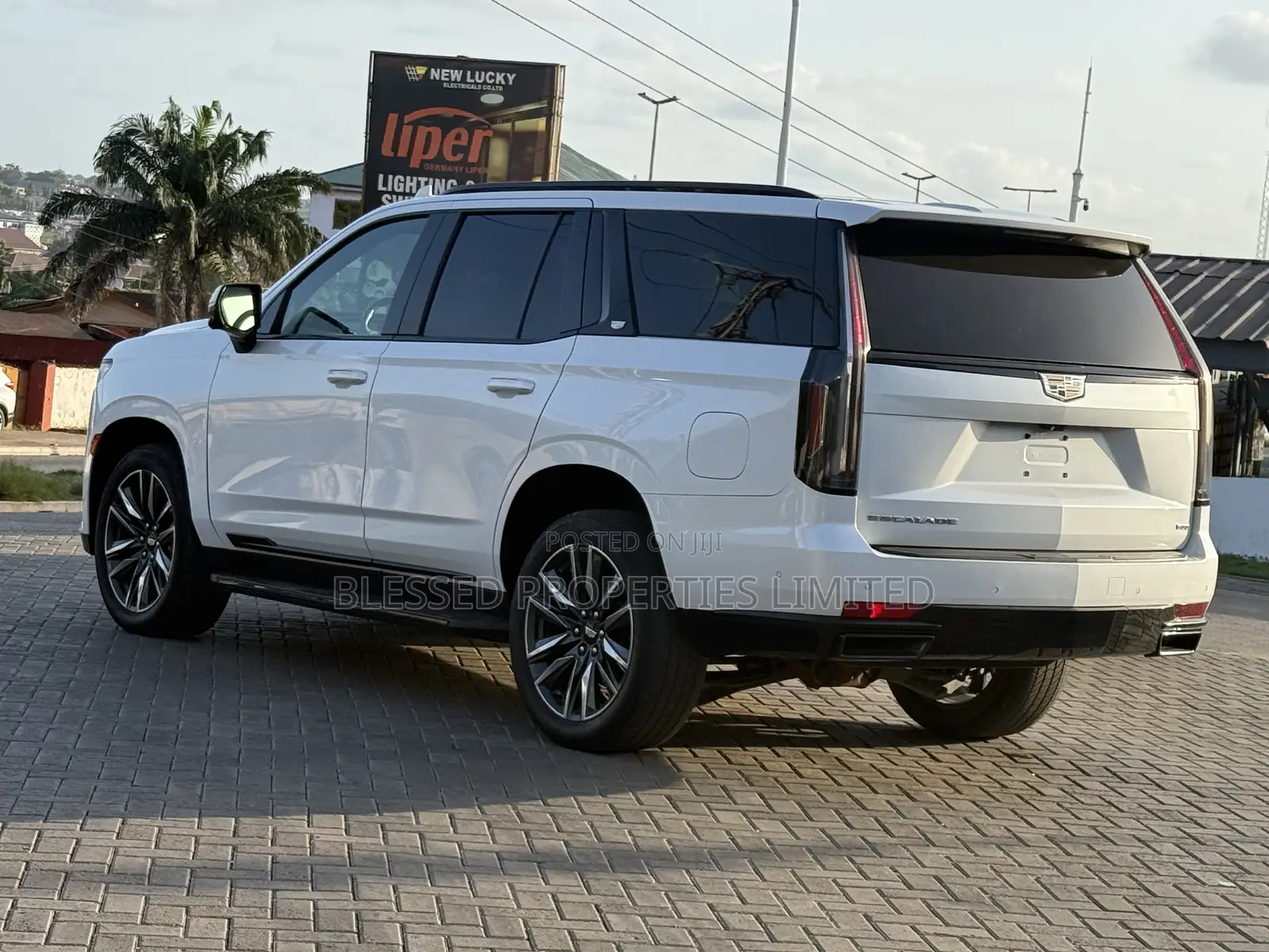 Cadillac Escalade 2021 White