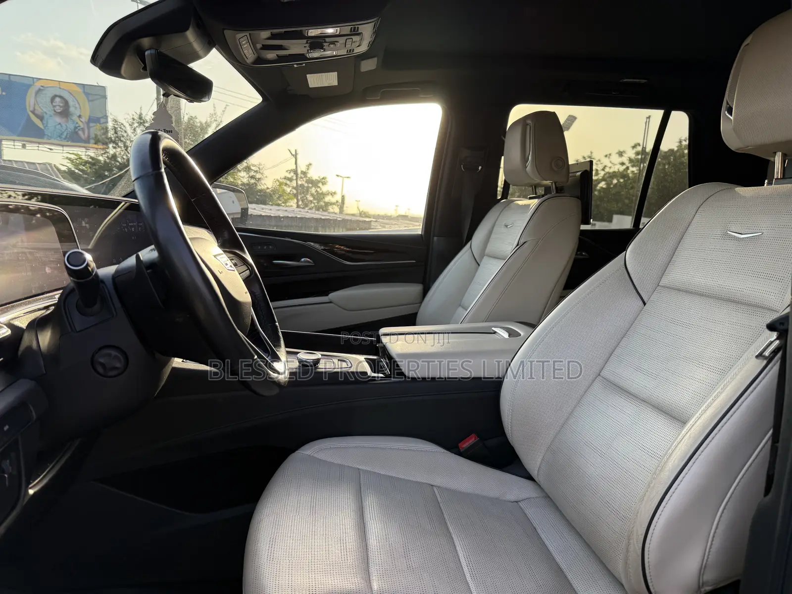 Cadillac Escalade 2021 White