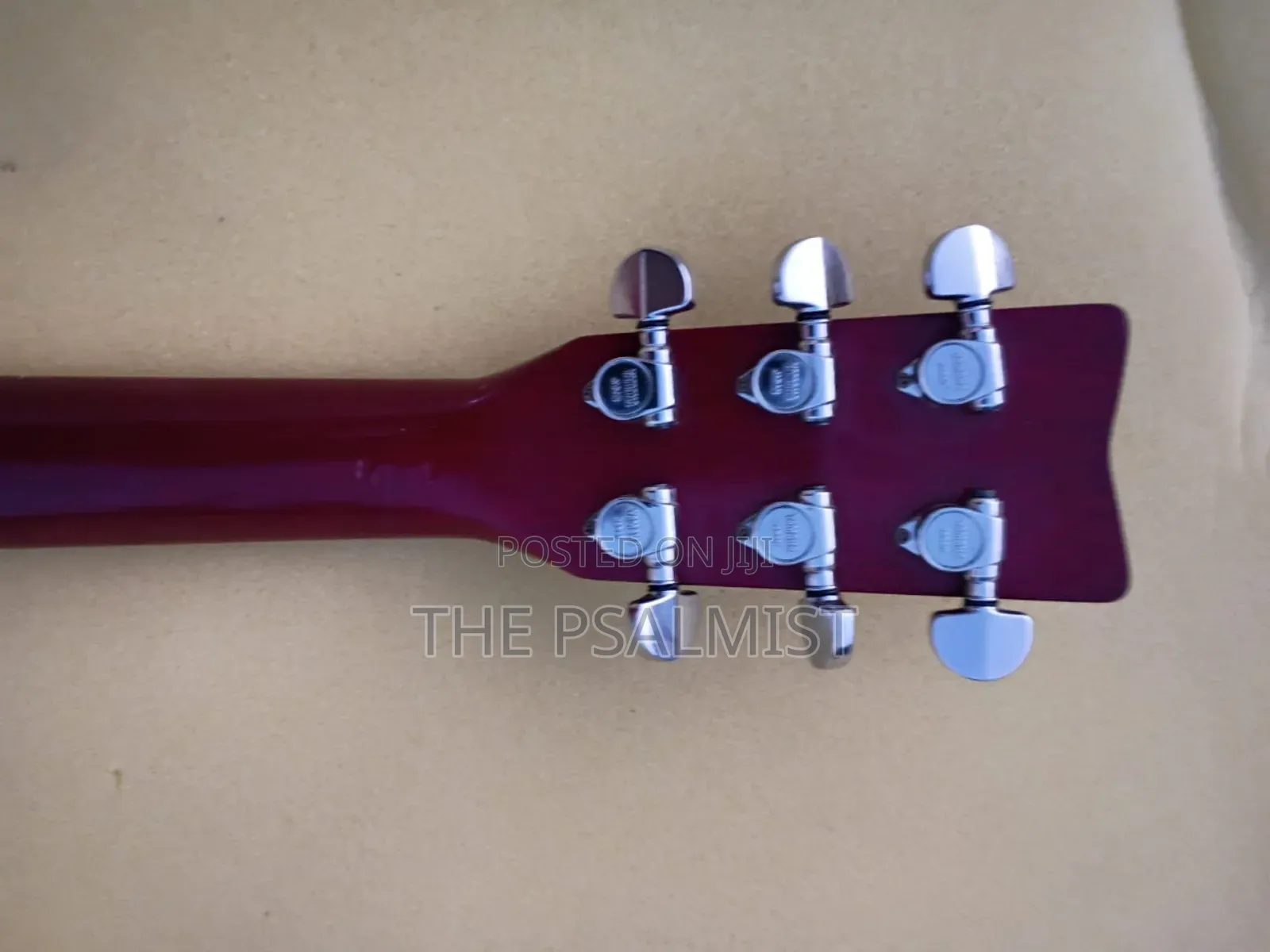 Yamaha Fg 351sb Acoustic Guitar (Professional Brand)