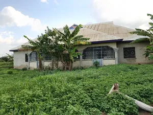 4bdrm House in Kenyasi Krobo., Kumasi Metropolitan for sale