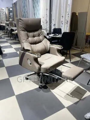 Executive Office Chair With Footrest