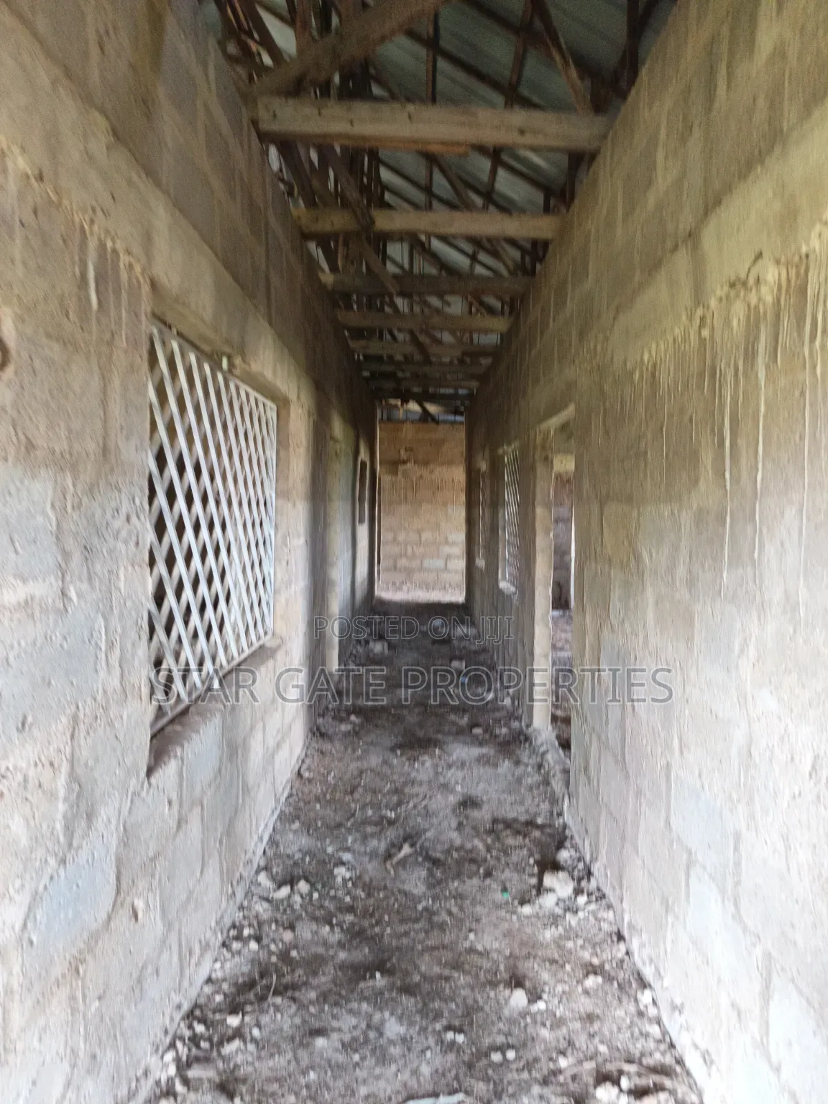 5bdrm House in Safo ( Asonomaso), Kwabre for sale