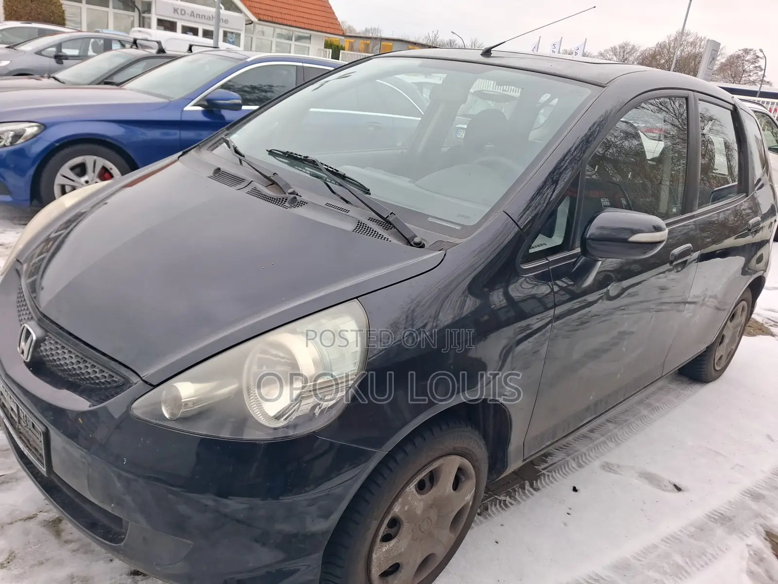 Toyota Avensis 2012 Black