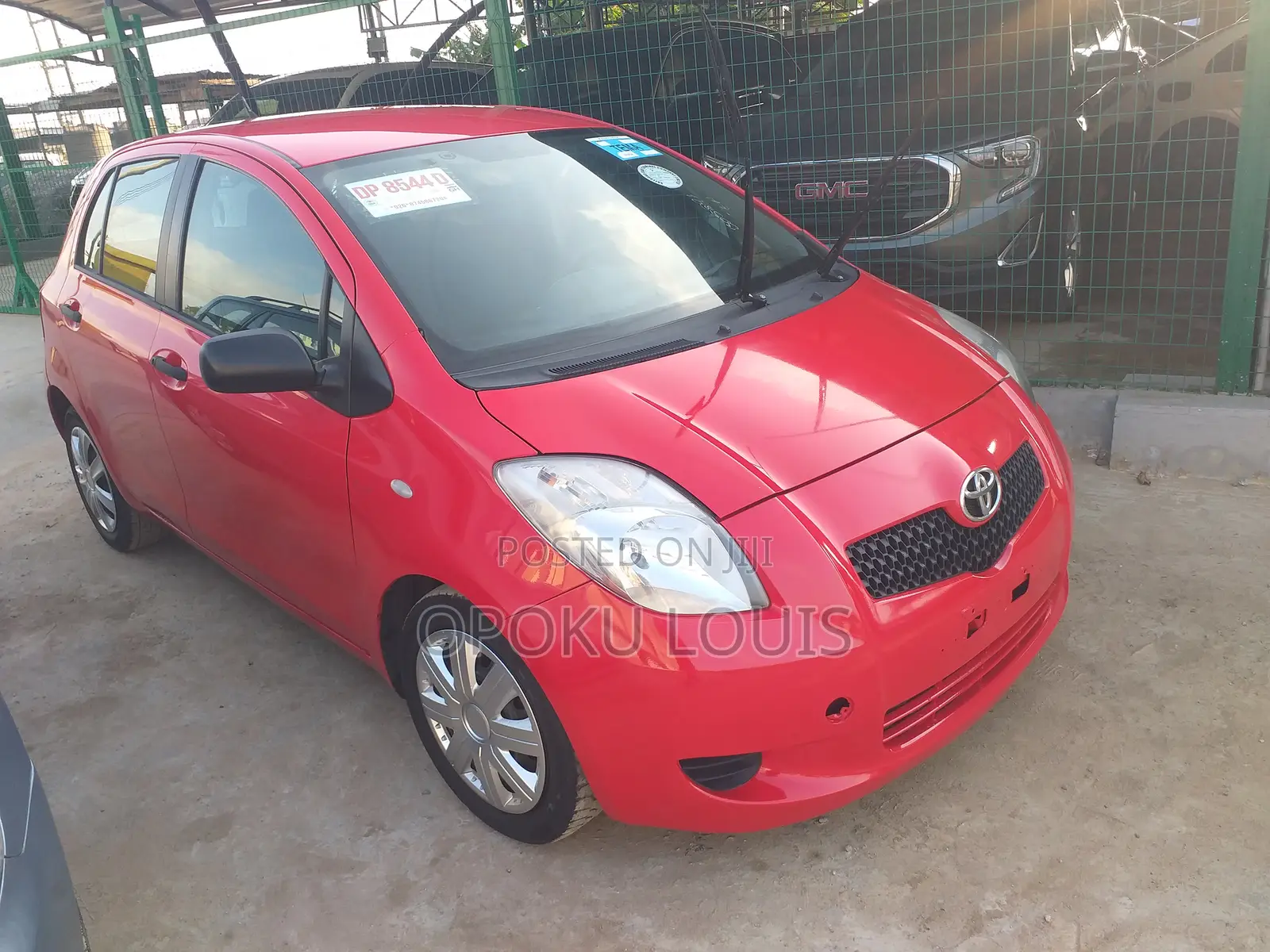 Toyota Avensis 2012 Black