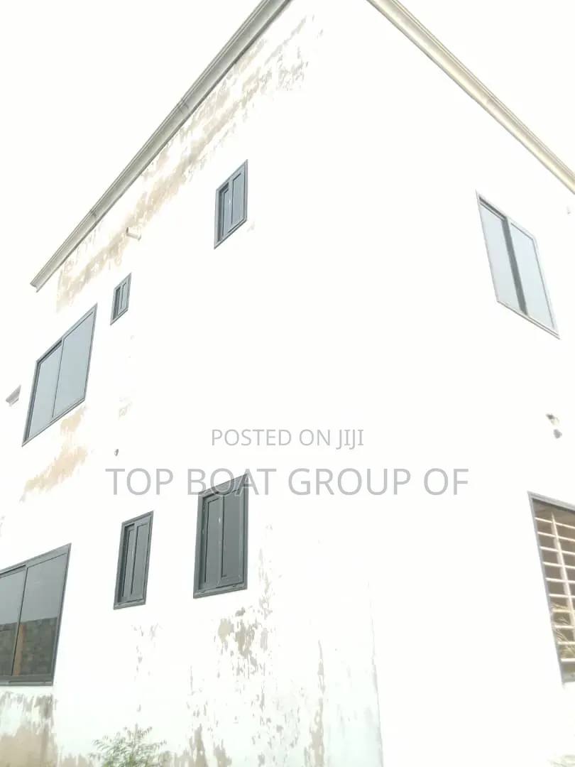 6bdrm Mansion in Top-Boat Group Of, Prampram for sale
